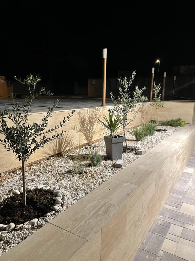 Vila Regina Apartment Regina With Swimming Pool Jezera Exterior foto