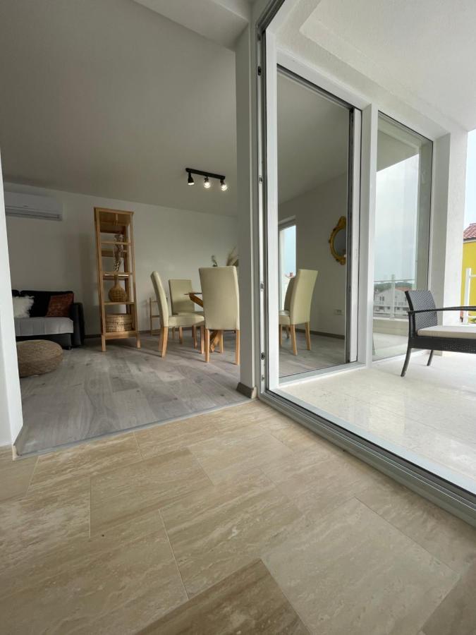 Vila Regina Apartment Regina With Swimming Pool Jezera Exterior foto
