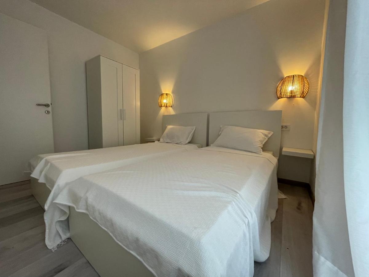 Vila Regina Apartment Regina With Swimming Pool Jezera Exterior foto