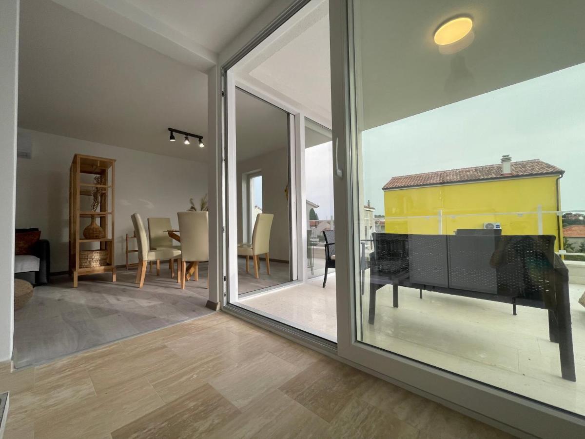 Vila Regina Apartment Regina With Swimming Pool Jezera Exterior foto